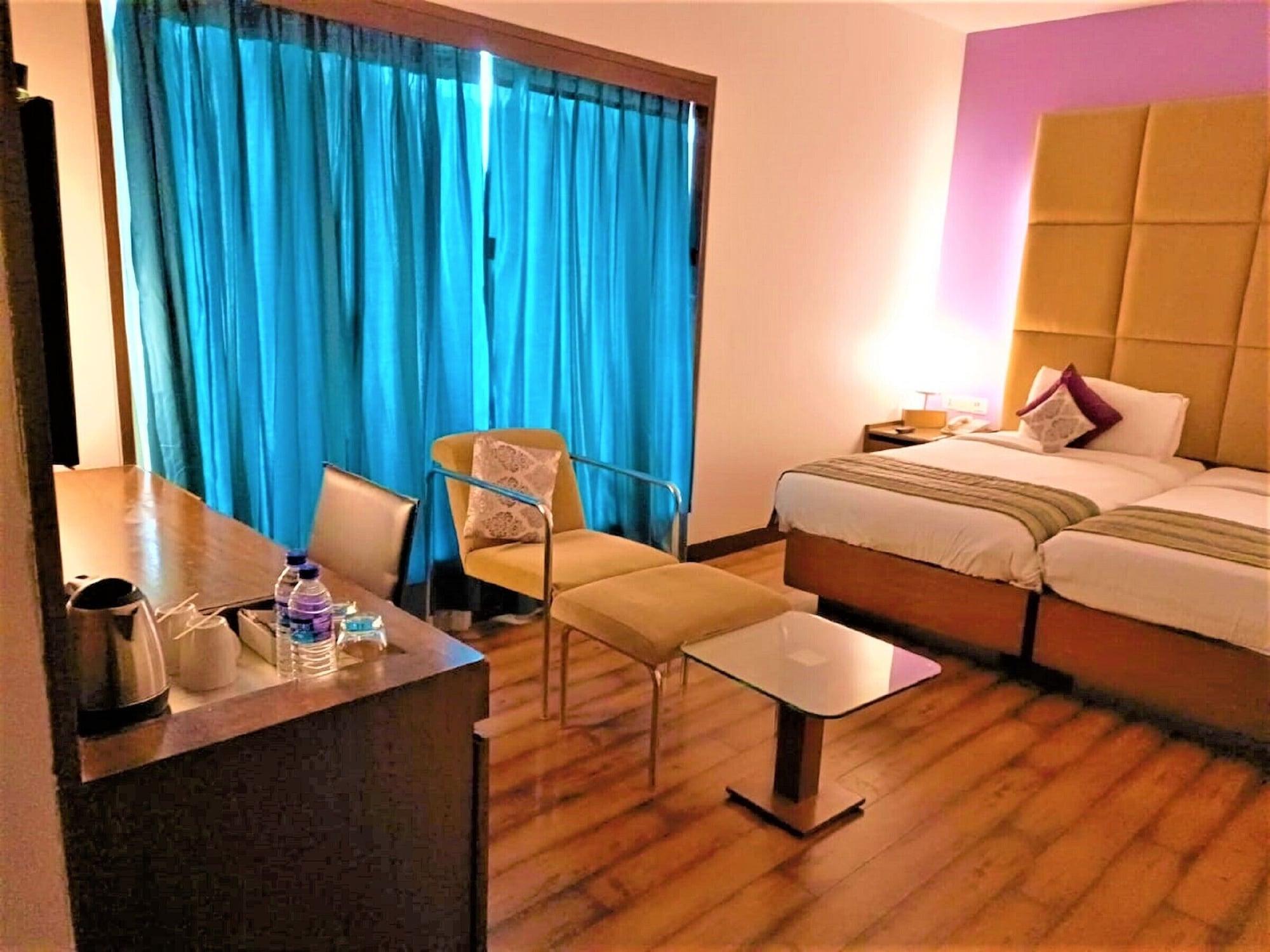 Yogi Executive, Navi Mumbai Ξενοδοχείο Εξωτερικό φωτογραφία