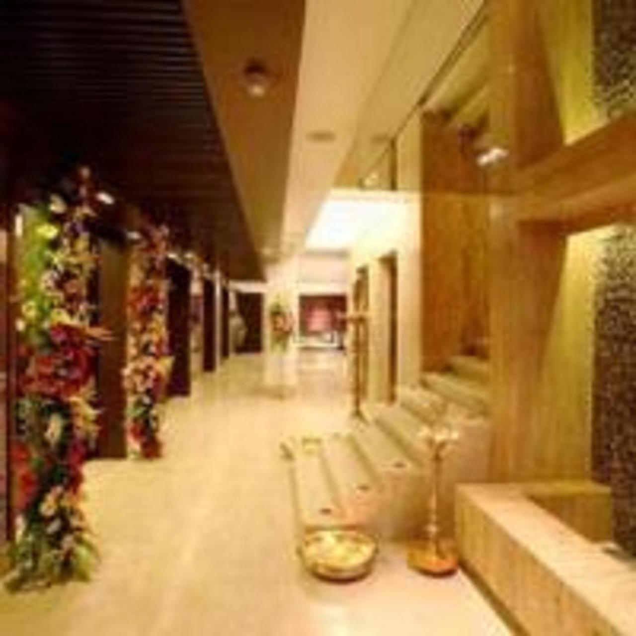 Yogi Executive, Navi Mumbai Ξενοδοχείο Εξωτερικό φωτογραφία